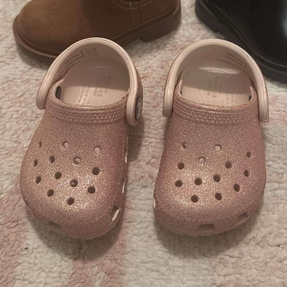 Pink sparkle crocs